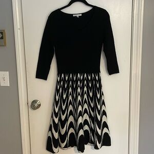Sandra Darren black and white middle length dress